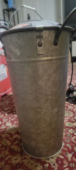 Flower vase