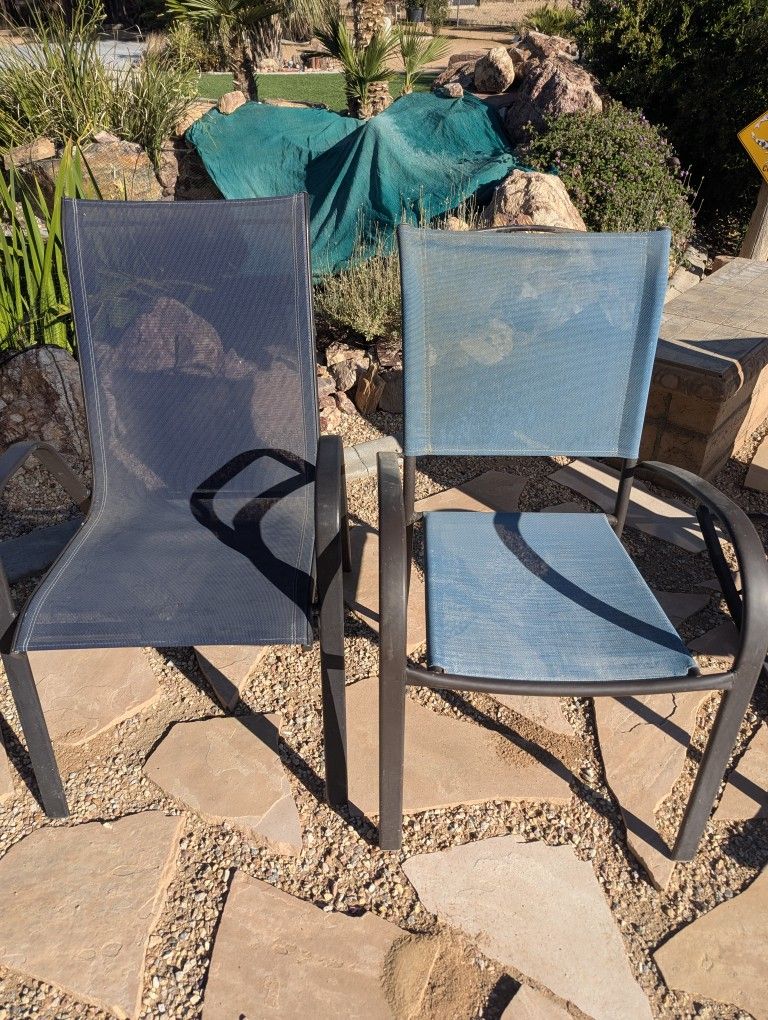 2 Patio Chairs
