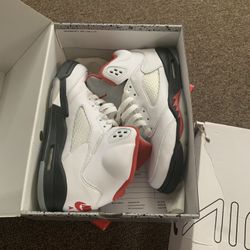 Air Jordan 5
