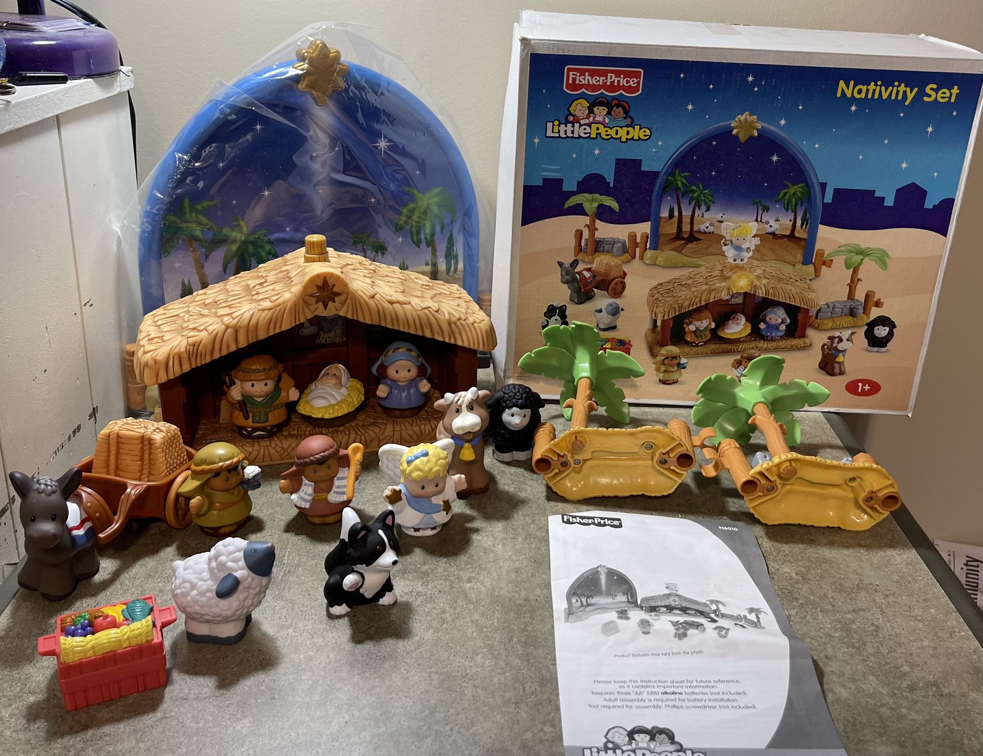 Fisher Price Little People 2008 Childrens Nativity Christmas Set (N6010)