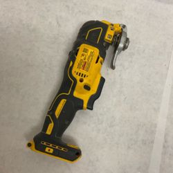 Dewalt Oscillating Saw DCS335 Tool Only 
