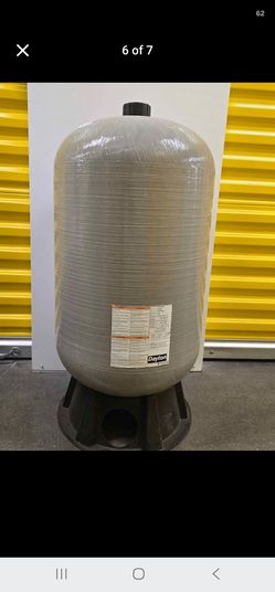 New 1628 Dayton 16X840 Vertical Water Tank 20 Gallon
A82