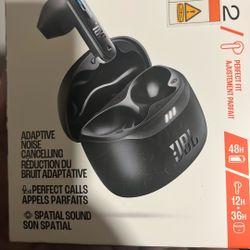 JBL Earbuds Black 