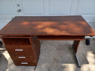 Nice Desk