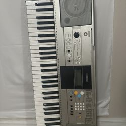 Piano Keyboard  YAMAHA