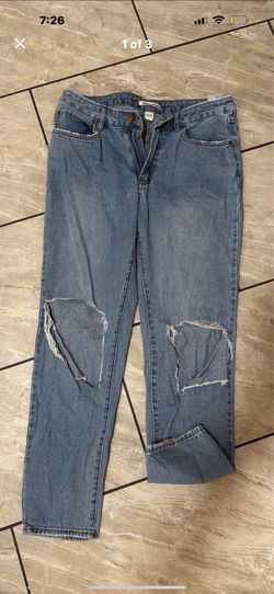 Junior ripped jeans