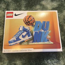 Nike Dunk Lego set