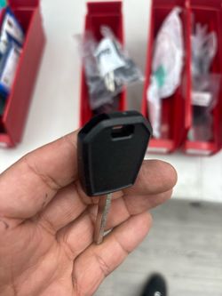 Llaves de autos / car keys and remotes