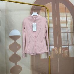 Lululemon - Define Nulu™ fabric - Solid color v-neck pink - Yoga jacket 