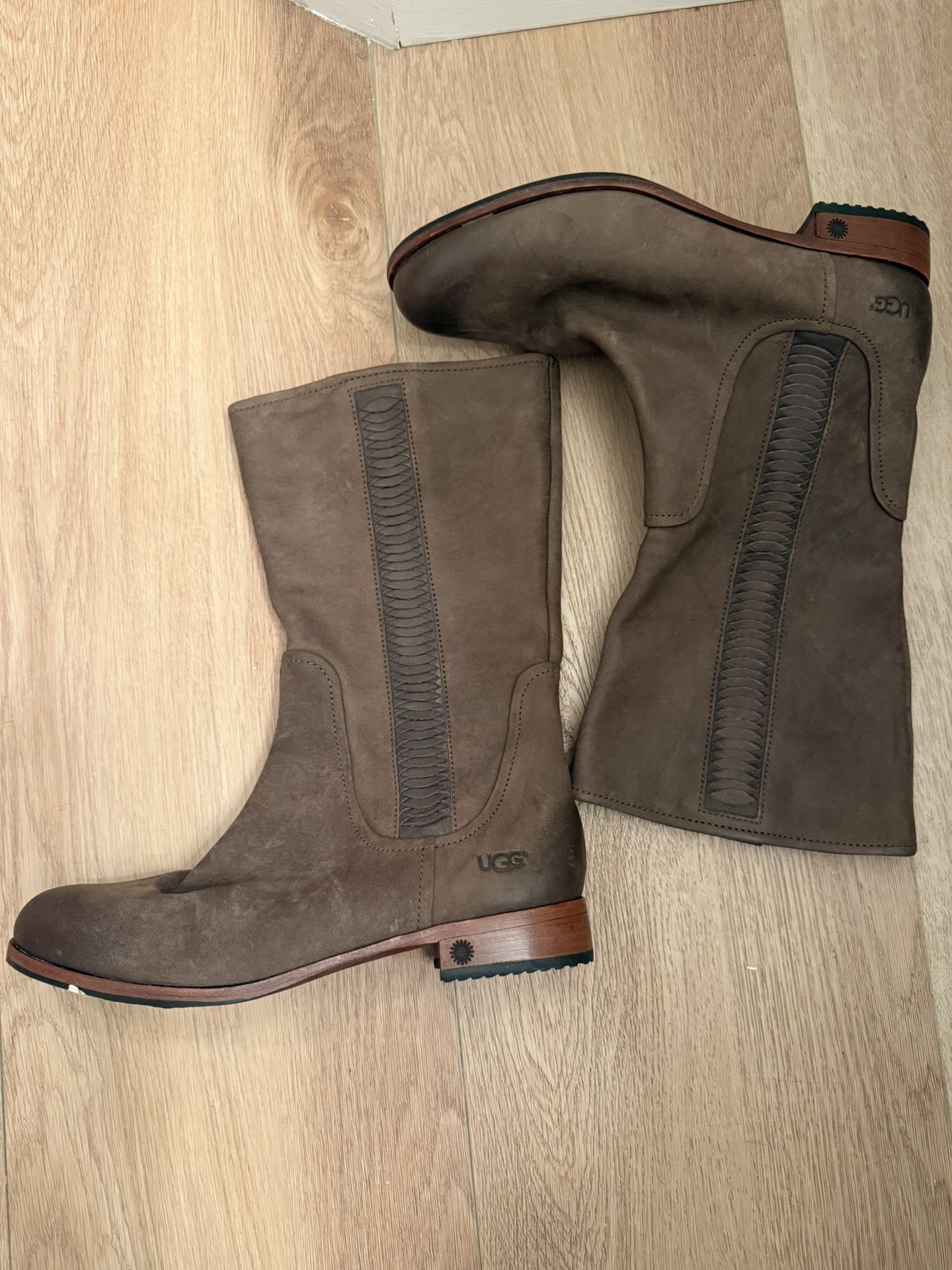 Beautiful unique UGGs