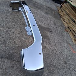 Front Bumper Chevy Silverado 2(contact info removed) 2023