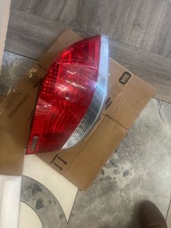 (contact info removed) 2006 E60 M5 DRIVER SIDE BMW TAILLIGHT LAMP REAR