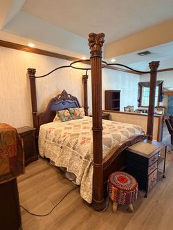 Ornate Wood Four-Poster Canopy Bed Frame