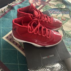 Men’s Retro 11’s Red & White