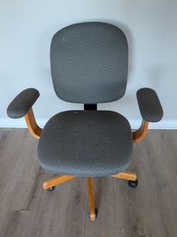 Roller Desk Chair Grey