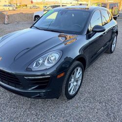 2017 Porsche Macan