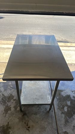 Stainless steel commercial prep table
