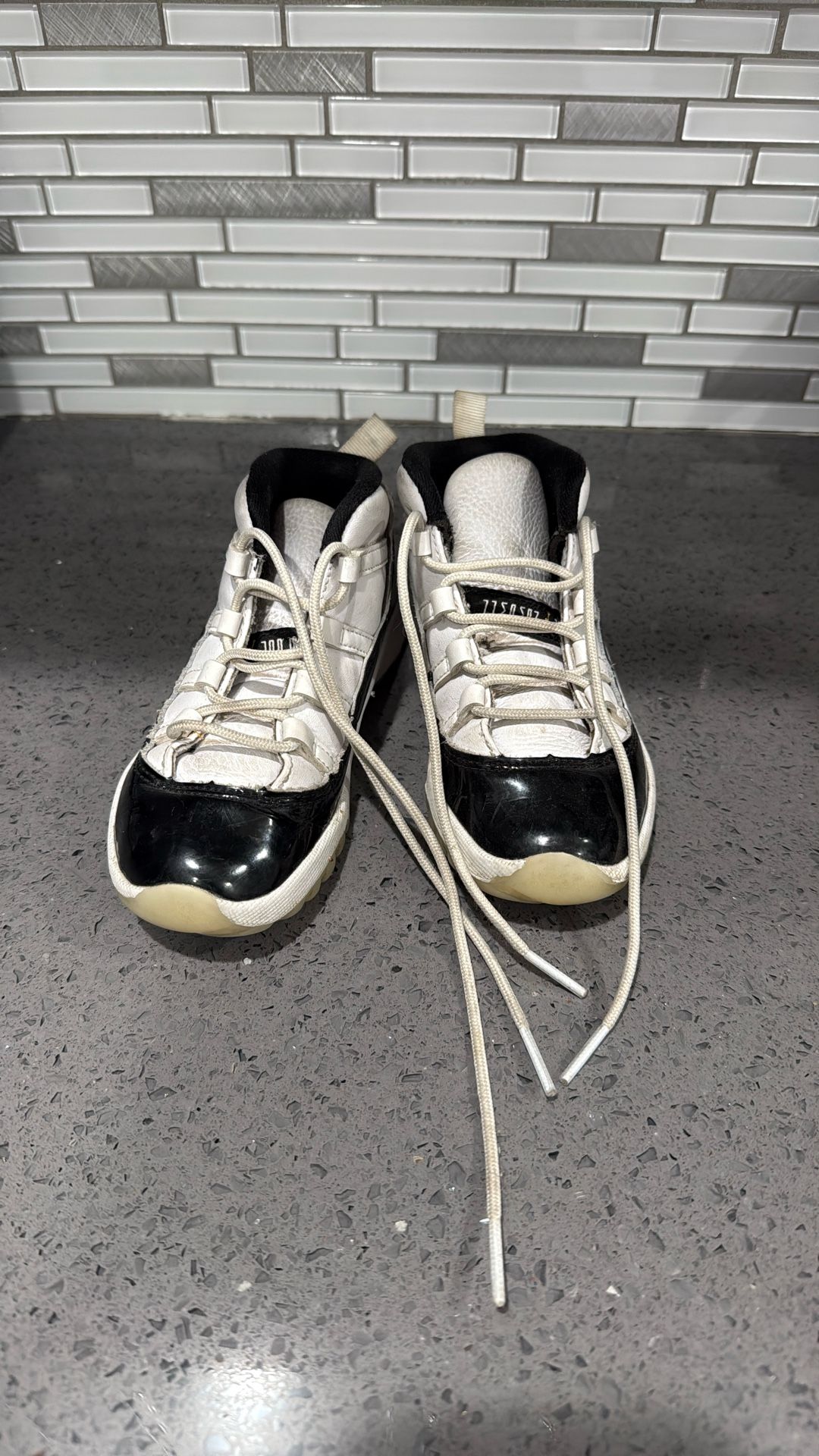 Jordan 11s