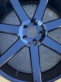 Niche Black 24” 5 Lugs Rims Only