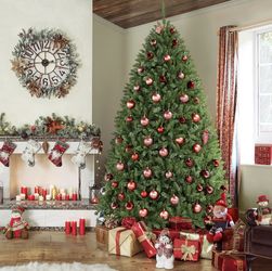 Christmas Tree 7.5ft Unlit Full Artificial Thick Xmas Tree, Green Outdoor Xmas Tree With 2326 Branches, Easy Assembly, Sturdy Stand. Great Value