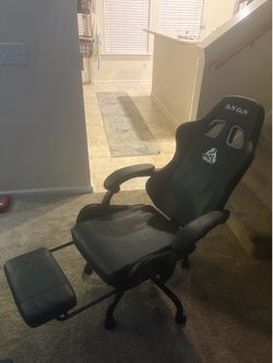 Gaming chair
