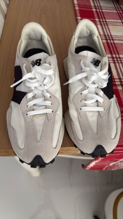 New Balance Size 6.5 Like New 