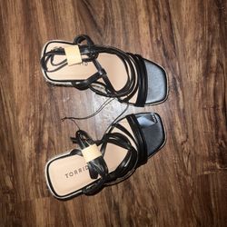 Black wedge sandals from Torrid 7W