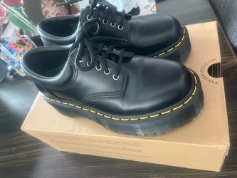 Dr. Martens size 5 in Women