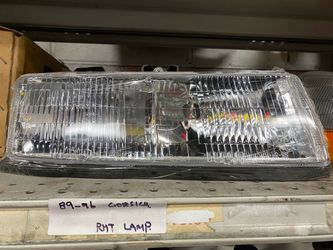 89-96 Chevy Corsica 89-91 Pontiac tempest right passenger headlamp