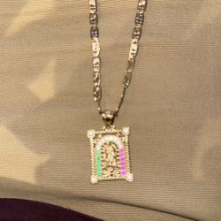 14k chain and pendant