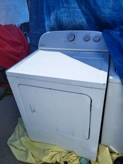whirlpool dryer Like New 