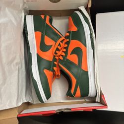 Hurricane Dunks Sz 9.5