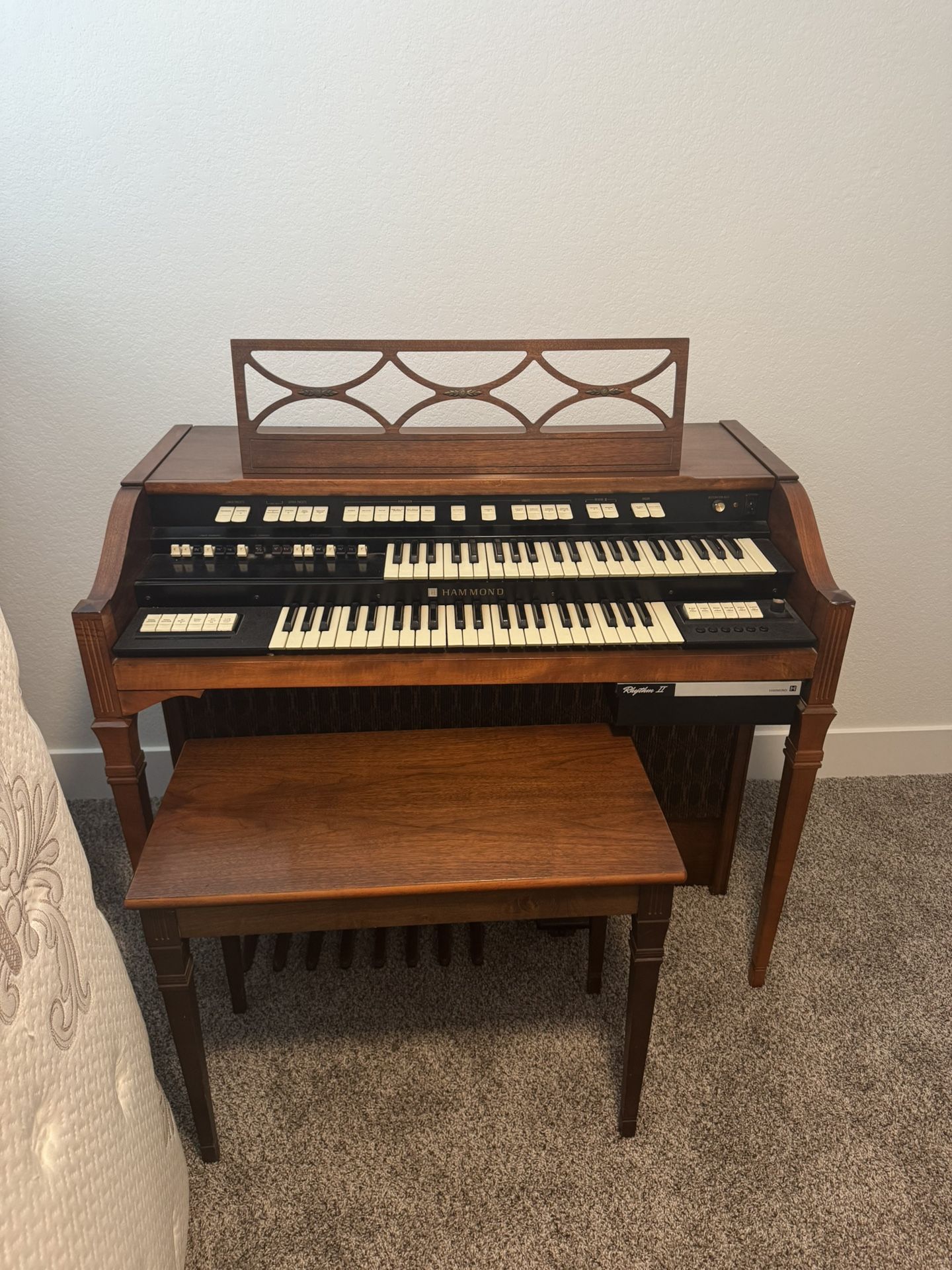 Hammond Organ