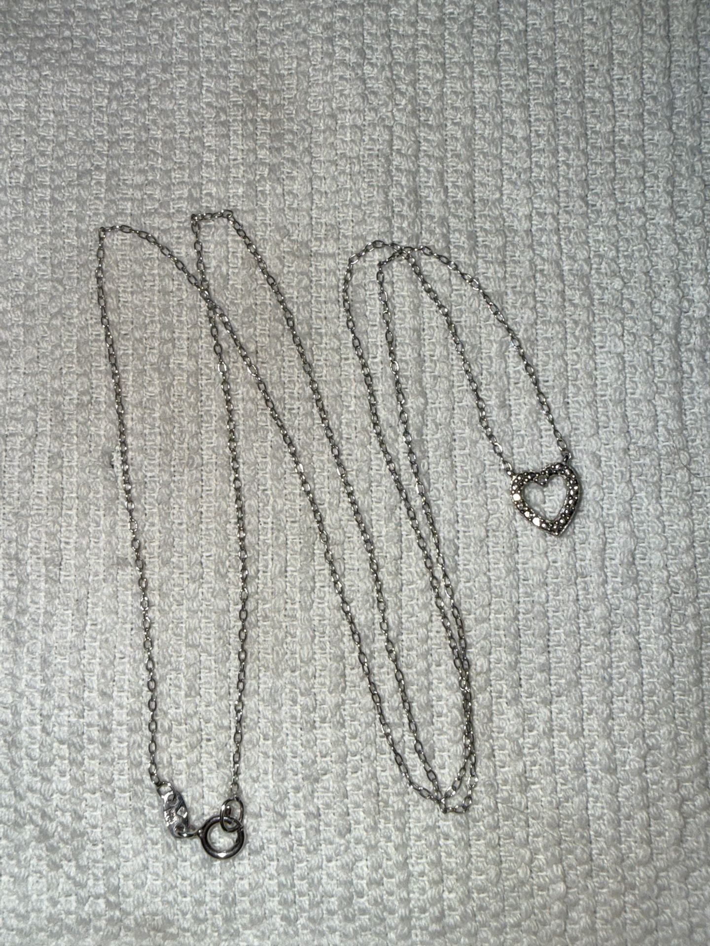 🩶 Dainty Heart🩶