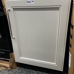 Subzero UnderCounter 24” Panel Ready Refrigerator 
