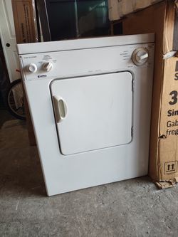 Kenmore 24-in dryer 220 volt working great condition