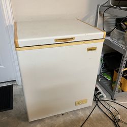 Top freezer Refrigerator 