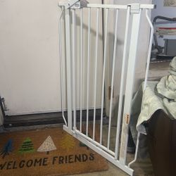 Dog / Child Gate