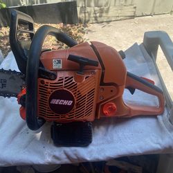 Echo Chainsaw