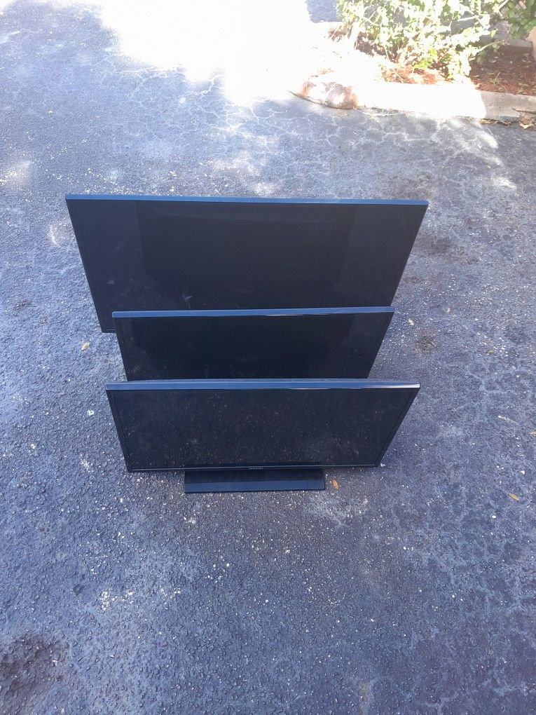 3 Samsung Tv (1) 43 Smart And (2) 32 Not So Smart