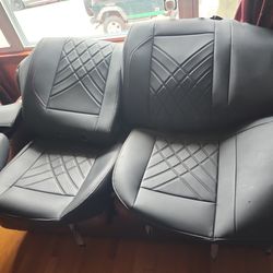 Toyota tacoma 2021 back seat covers