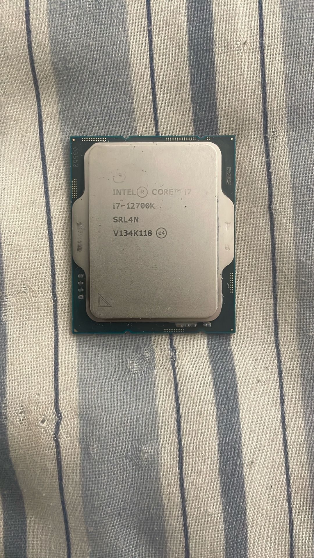 Intel i7-12700K