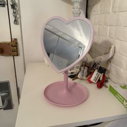 Mirror 