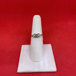 14KT Gold Diamond Ring