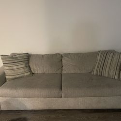 Tommy Hilfiger  Couch