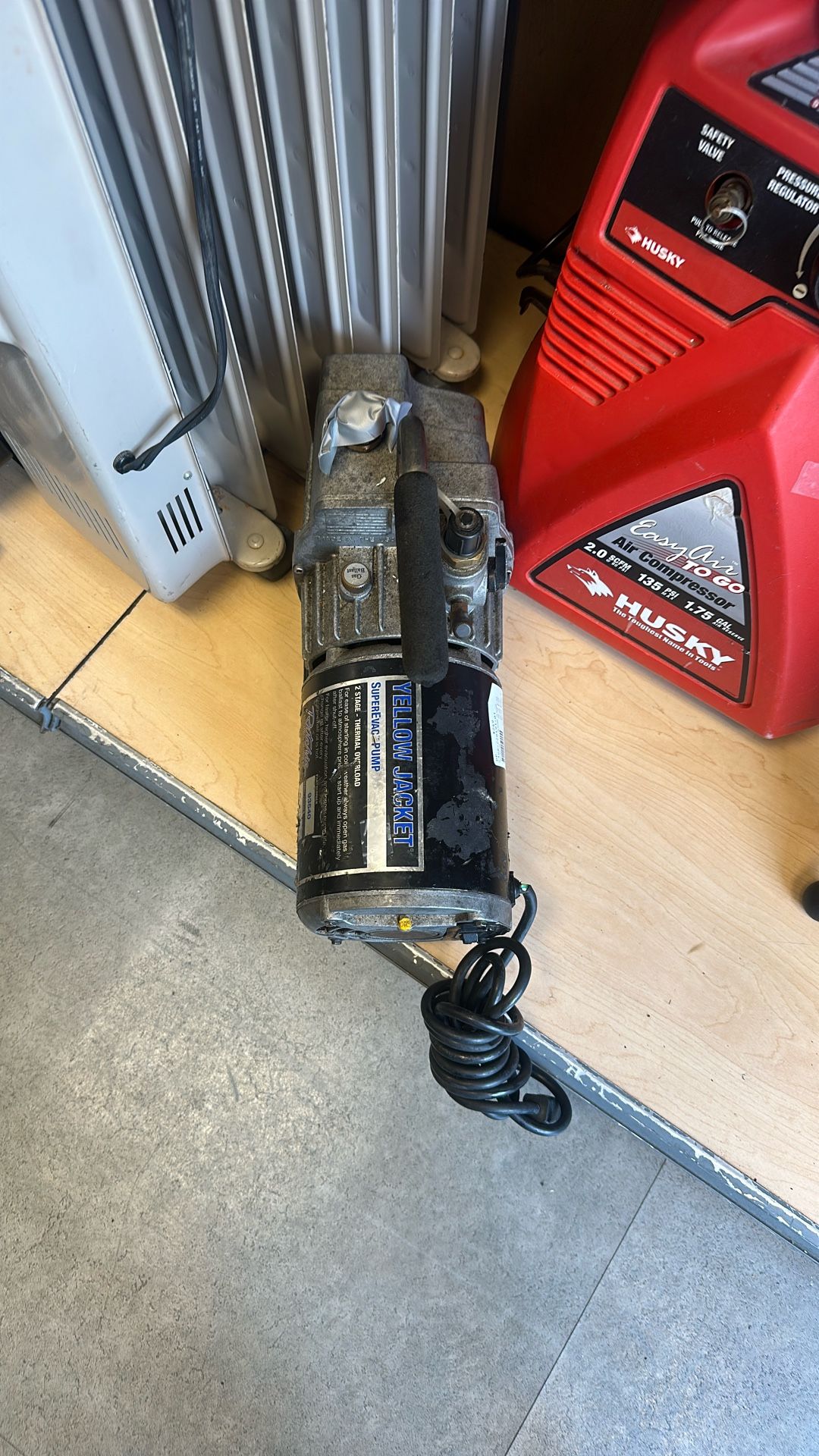 Yellow Jacket Superevac Pump