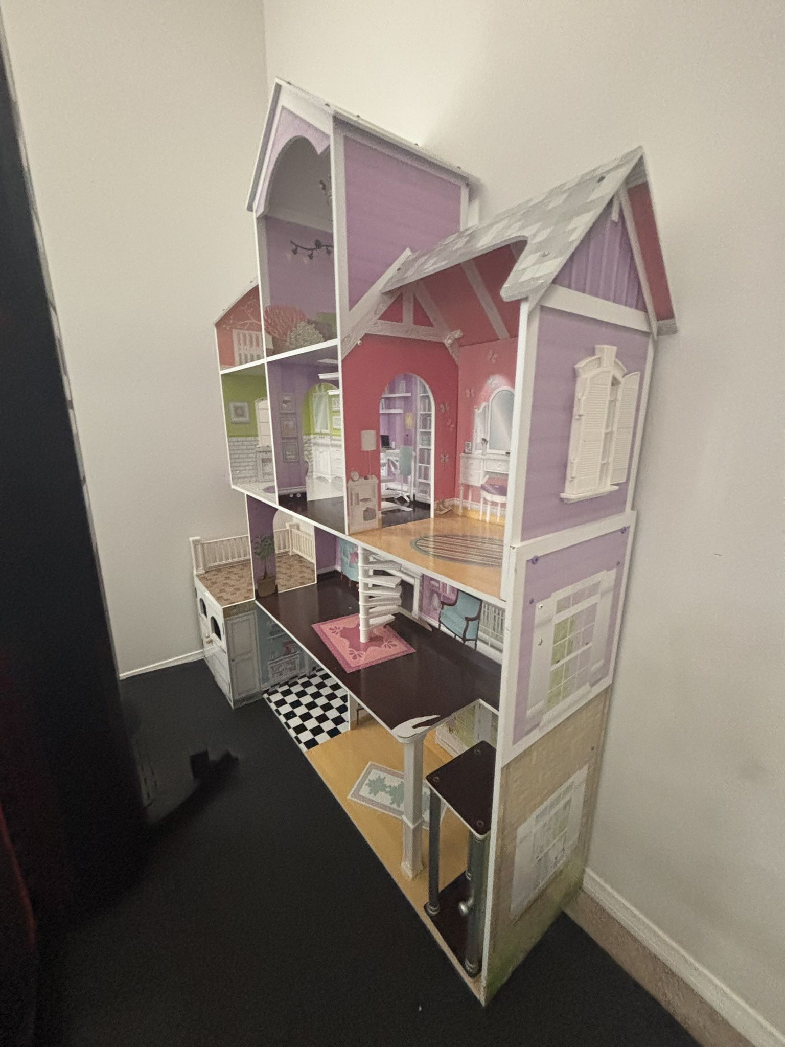 Grand Mansion Dollhouse