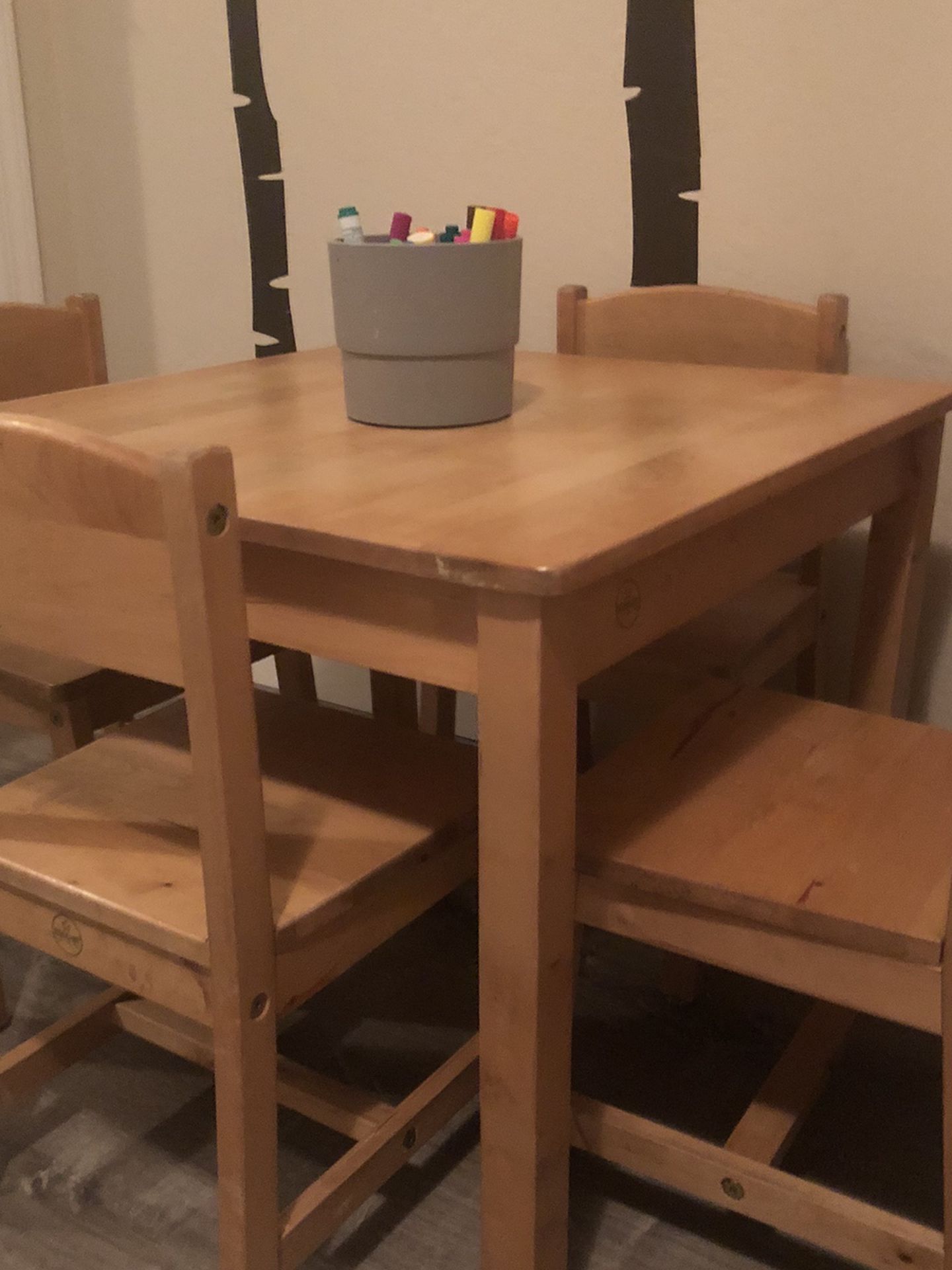 Kidkraft Honey Farmhouse Wooden Table And 4 Chairs