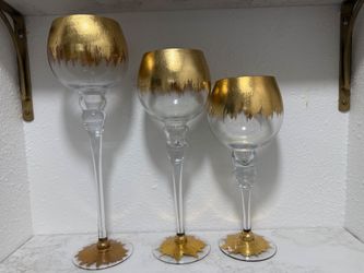 Decorative wine glasses