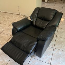 Black Electrical Reclining Couch.